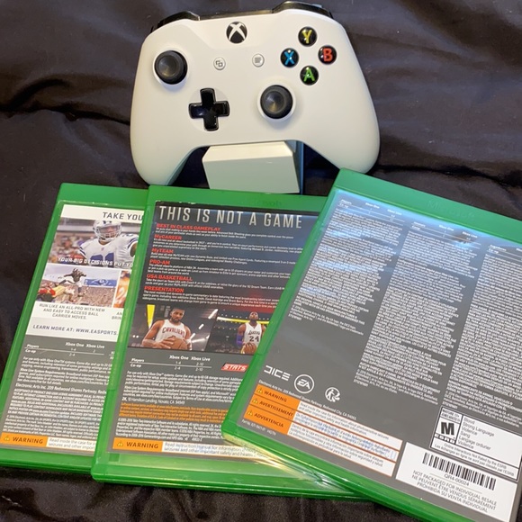 Xbox One controller/ games - Picture 2 of 2